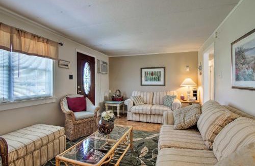 Davis Wharf House | Charming Painter Home with Chesapeake Bay Views