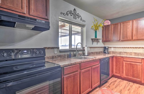 Ellis County House | Charming Palmer Family Home on 5 Acres!