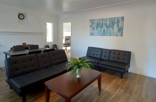 College Terrace Apartment | Charming Palo Alto Home Next to Stanford