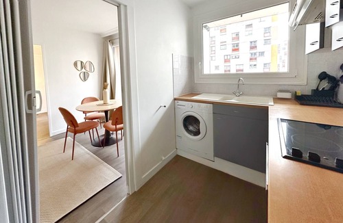 20th Arrondissement Apartment | Charming Parisian Apartment in the Heart of the 20th Arrondissement