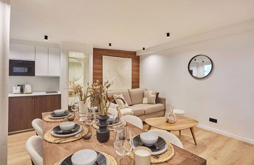 Quartier de la Porte-Saint-Denis Apartment | Charming Parisian apartment AC - Center of Paris