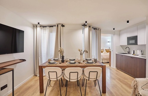 Quartier de la Porte-Saint-Denis Apartment | Charming Parisian apartment AC - Center of Paris