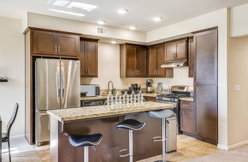 Patterson Condo | Charming Patterson Condo w/Grilling Stations