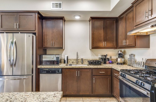 Patterson Condo | Charming Patterson Condo w/Grilling Stations