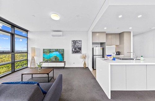 Sydney Olympic Park Apartment | Charming & Peaceful - 3BR in Olympic Park