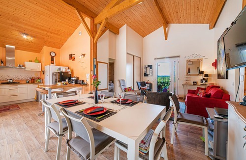Verteuil-dAgenais Ski Chalet | Charming, peaceful chalet with private pool