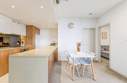 Wentworth Point Apartment | Charming & Peaceful - 2BR APT in Wentworth Point