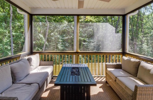 Pendleton House | Charming Pendleton Retreat about 5 Mi to Clemson!