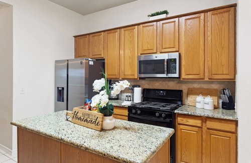 Plano House | Charming Pet-Friendly 4-bedroom house with game table and board in superb Plano