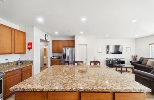 Beaumont House | Charming Pet-Friendly Getaway in Sunny Beaumont home