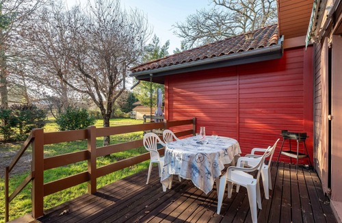 Sanguinet House | Charming Pine Chalet - 4 Guests - Near Sanguinet Lake - Cleaning Included