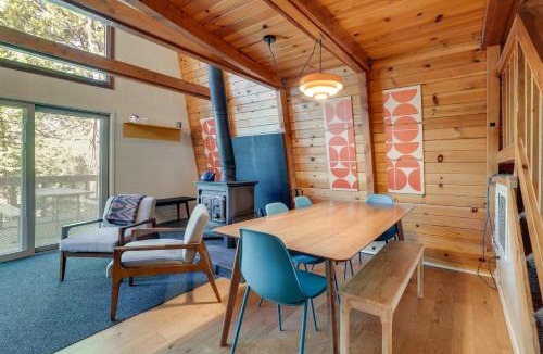 Strawberry House | Charming Pinecrest Cabin with Private Deck