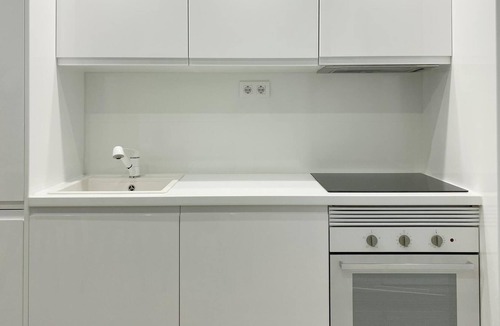 Almenara Apartment | Charming Plaza de Castilla - 4 bedrooms, 2 bathrooms