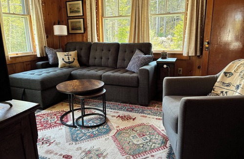Southport Cottage | Charming Plumpoint Cottage On Southport Island