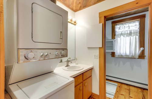 Pocasset House | Charming Pocasset Getaway - 2 Blocks to the Beach!