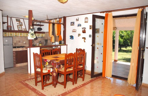 Liznjan House | Charming Pool Home Near Pula