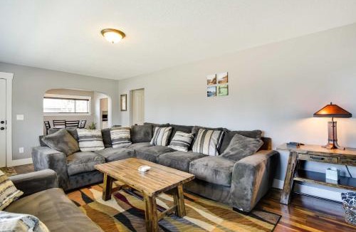 Oak Grove House | Charming Portland Home, Walk to Light Rail!