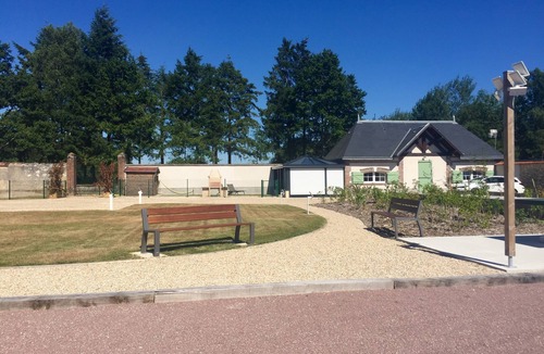 Vouzeron House | Charming "Potager 2" bungalow in Sologne in a relaxing forest setting