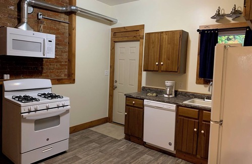 Utica Apartment | Charming, Private 1-bedroom in Utica perfect for your getaway
