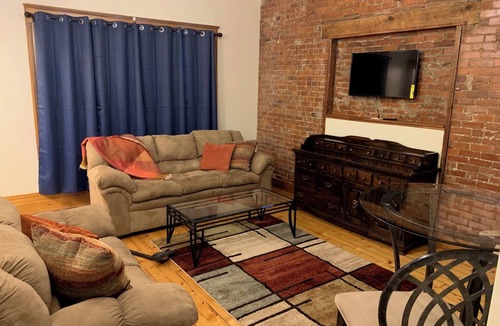 Utica Apartment | Charming, Private 1-bedroom in Utica perfect for your getaway