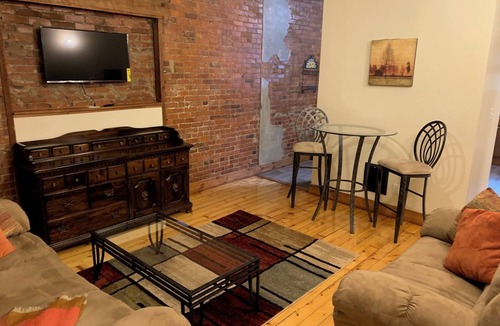Utica Apartment | Charming, Private 1-bedroom in Utica perfect for your getaway
