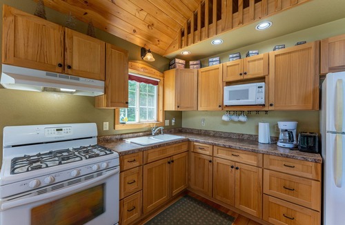 Tower Cabin | Charming & Private 2 BR Cabin on 9 Acres; Snowmobile Access, Ample Parking