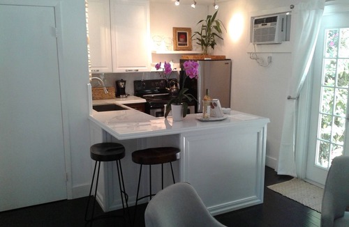 Central Sarasota House | Charming Private Garden Cottage hide away in the heart of Sarasota