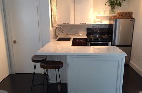 Central Sarasota House | Charming Private Garden Cottage hide away in the heart of Sarasota