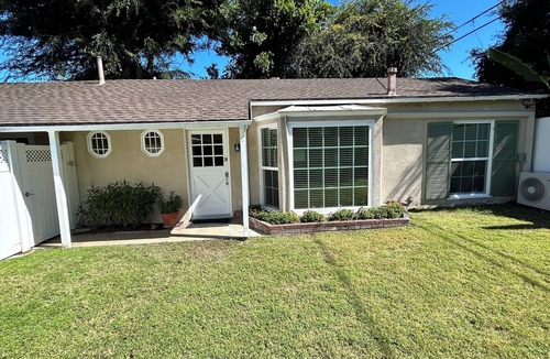 Burbank House | Charming private guest house in delightful Burbank near Disney & Ranch Studios