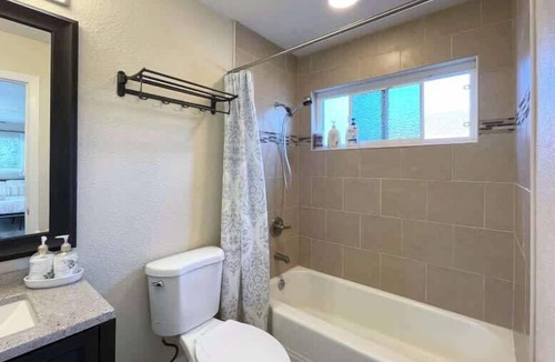 Arden-Arcade House | Charming Private Studio near the river