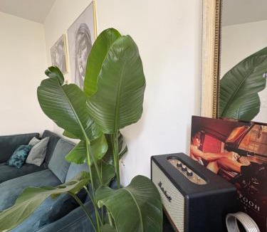 Parchamp–Albert Kahn Apartment | Charming & quiet, 5 min from Paris