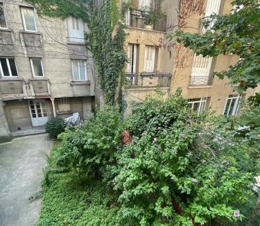 Parchamp–Albert Kahn Apartment | Charming & quiet, 5 min from Paris