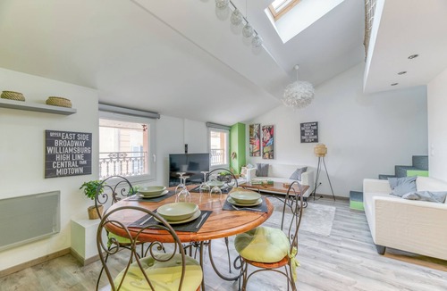 Voiron Apartment | Charming/Quiet/Bright