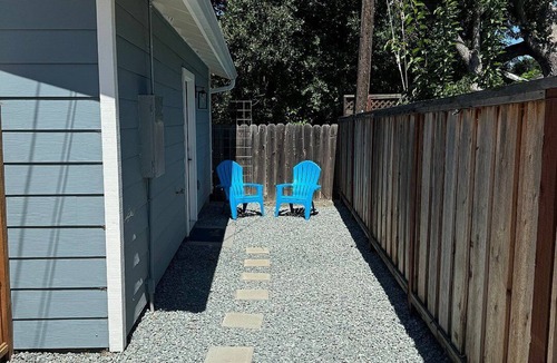 Pleasant Hill Cottage | Charming, quiet cottage in Pleasant Hill