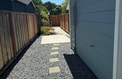 Pleasant Hill Cottage | Charming, quiet cottage in Pleasant Hill