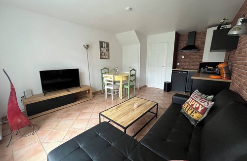 Ardon House | Charming, quiet duplex cottage with terrace/garden