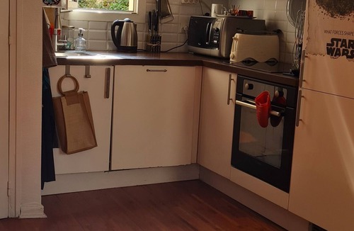 Quartier des Grandes-Carrieres Apartment | CHARMING & QUIET DUPLEX in MONTMARTRE for 8 with 3 bedrooms, 2 wc, 2 bathrooms.