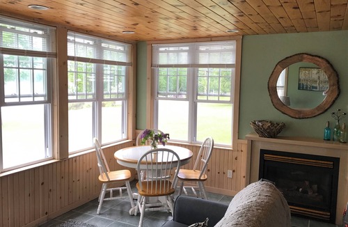 Charlevoix Cottage | Charming, quiet lakefront cottage
