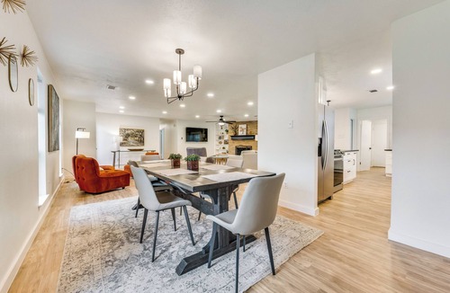 Farmers Branch House | Charming, Quiet Neighborhood Home