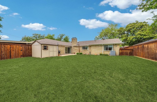Farmers Branch House | Charming, Quiet Neighborhood Home