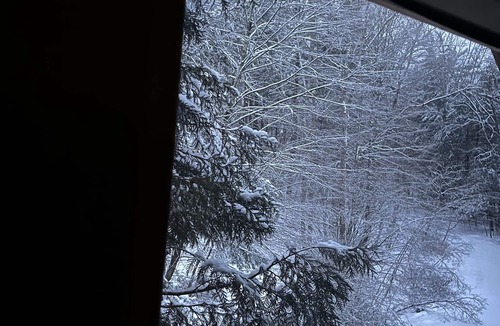 Hillsdale Cabin | Charming, Quiet, River Front