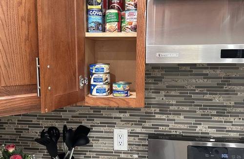 Rimmon Heights Apartment | Charming quiet