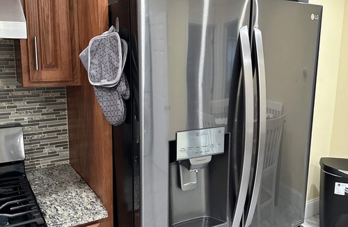 Rimmon Heights Apartment | Charming quiet