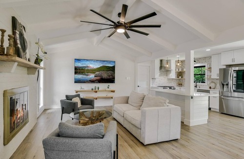 Round Rock House | Charming Ranch Home Near Dell With Cocktail Pool