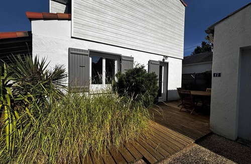 La Faute-sur-Mer House | Charming renovated house 200 m from the beach