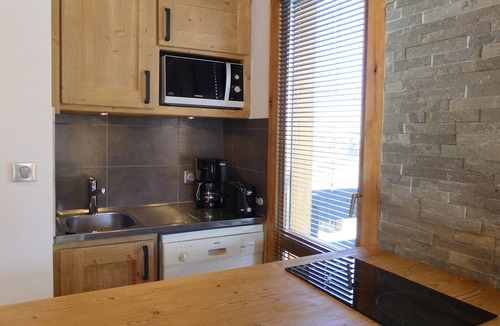 Meribel-Mottaret Apartment | Charming renovated 2-room apartment with south balcony, pets allowed