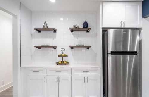 MLK House | Charming, Renovated 3-bedroom bungalow with fully stocked kitchen