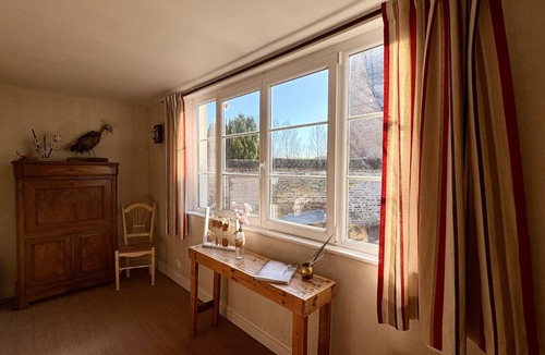 Boismont House | Charming renovated farmhouse - sleeps 6