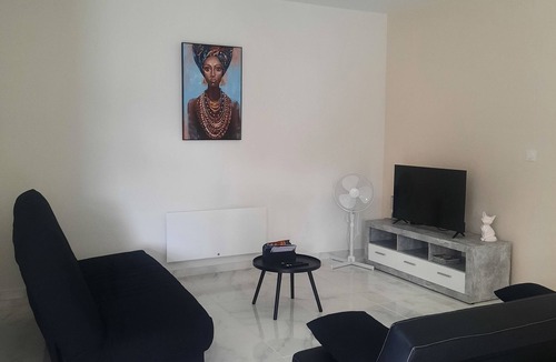 Thenioux House | Charming renovated house