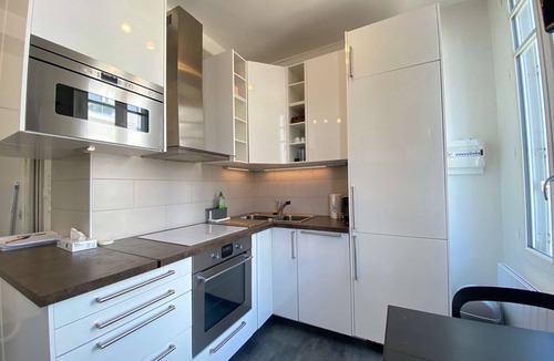 La Baule-Escoublac Apartment | Charming Renovated Studio, Sleeps 4, Near Beach and Market